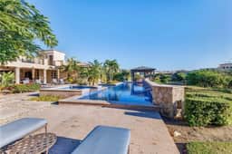 Luxury 4BR Villa | Pool, Jacuzzi & Golf Views - Image 3