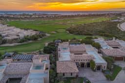 Luxury 4BR Villa | Pool, Jacuzzi & Golf Views - Image 5